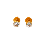 22k Yellow Gold Cubic Zirconia Stud Earrings with gold weight of 0.734g
